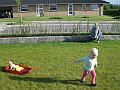 2 juni -   Mille paa kaelk i haven