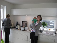6. April - Besoeg af Suna